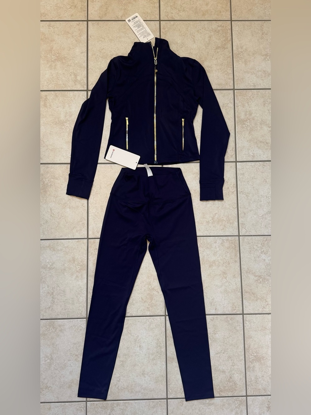 Lululemon Women's Navy Active Leggings & Zip Jacket Set
